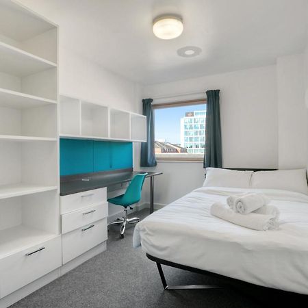 Bright & Central Room In Luton, Sleeps 2 Luton  Ngoại thất bức ảnh