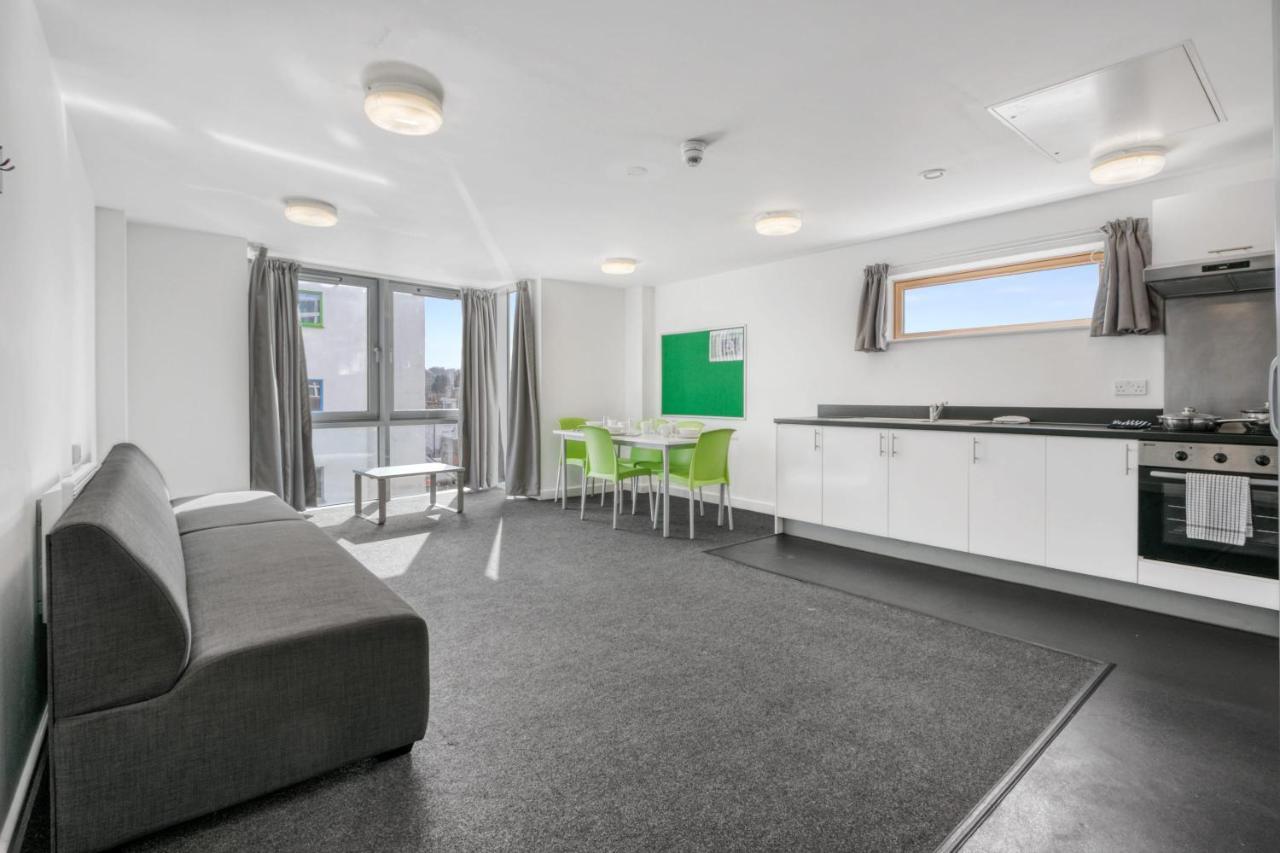 Bright & Central Room In Luton, Sleeps 2 Luton  Ngoại thất bức ảnh